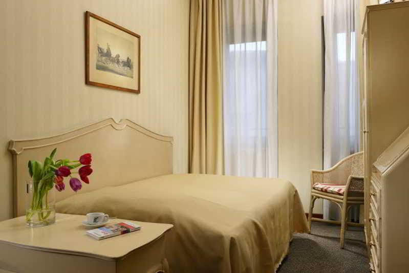 Hotel Commodore โรม ภายนอก รูปภาพ